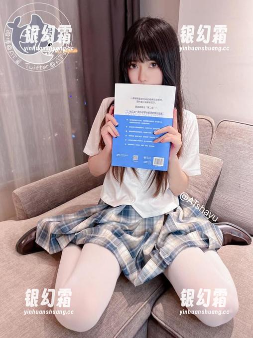 当AT鲨的少女遇上舞蹈室——原图很走心，壁纸嘛……想让人多看几眼！