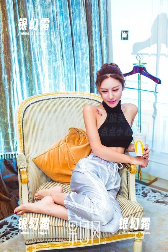 GIRLT果团网 - 说说王语纯的美足作品，资源里每一处都透着点点小心机