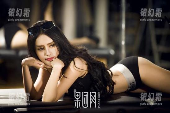 GIRLT果团网 - 私房里的牛仔裤秘籍，陈迪娅轻松驾驭！