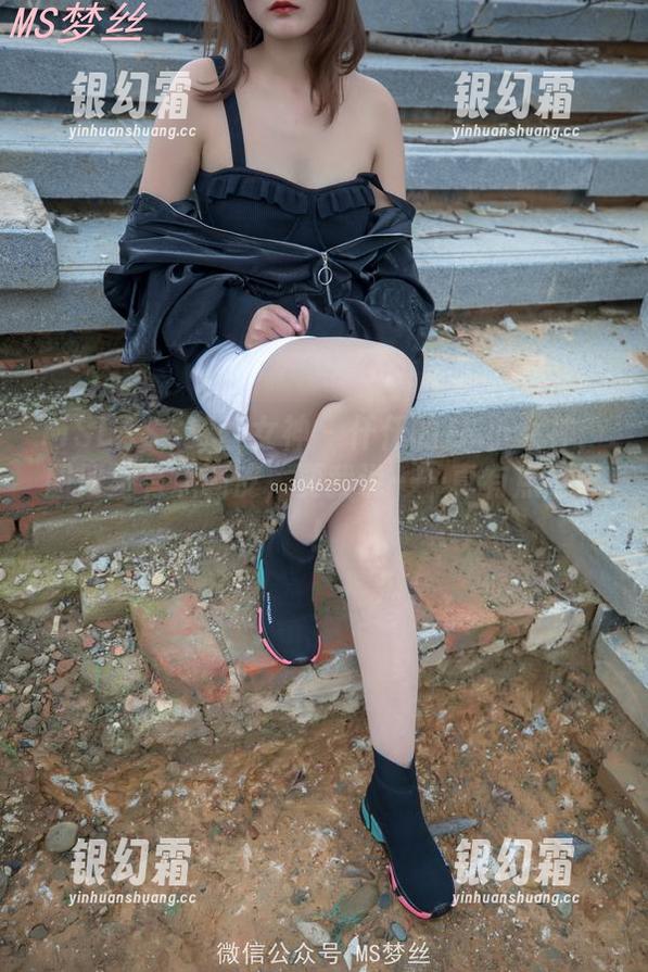 MSLASS梦丝女神 - 仟仟的JK小女神：图册里有点调皮，要我说……真有点意思！
