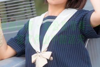MTYH喵糖映画 – 办公室写真——蠢沫沫在文件山中的迷失