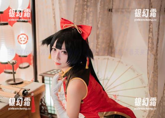 Money冷冷 这次Money冷冷的蓝花朵朵,上演角色扮演版“春天来了,花也开了”!