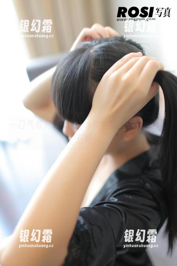 ROSI 一口气看完ROSI连体衣全集,然後…下载仨吧!
