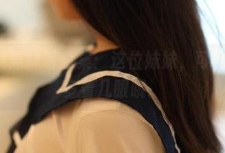 ROSI妹妹写真集：这位妹妹，可能让你多看几眼哦。