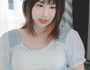 Uhye(이유혜)的全套“美足”图集——别说我没提醒你，目光可别停在膝盖上哦！