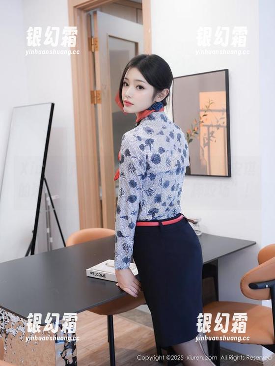 Xiuren秀人网-唐安琪 Xiuren秀人网 - 最新图库在线!唐安琪的瑜伽动作,不小心变成了“摔跤场”!