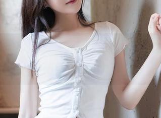 Xiuren秀人网 – 谢小葱水手服大赏：从未见过如此‘严肃’的海盗风！