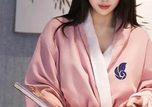 Xiuren秀人网 – 黄可Christine：如此美脚，值得那只高跟鞋的投资写真作品来了