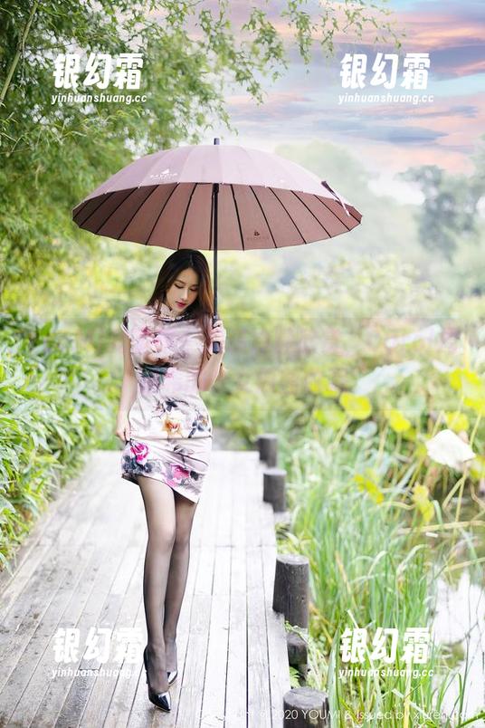 YouMi尤蜜荟 - 假装冷静欣赏，Carol周妍希的少女原图收藏