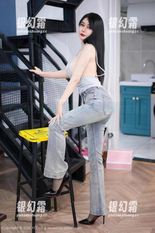 YouMi尤蜜荟-周妍希 YouMi尤蜜荟 - 美图盘点:周妍希在海边,卷起的不止是海浪