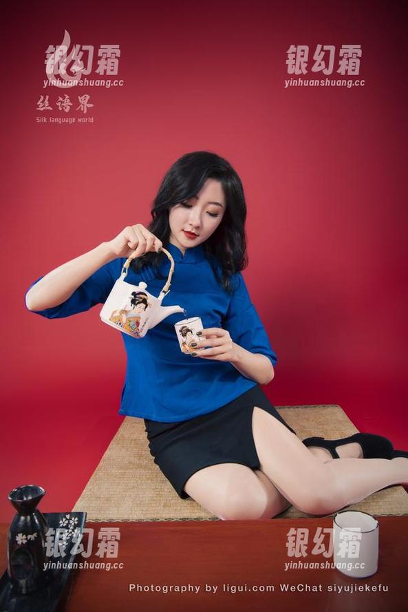丽柜-佳怡 丽柜 - 别眨眼,佳怡的美足写真合集正在挑战你的审美极限。