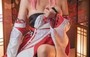 海边的九言无圣光合集，别问我她怎么想的，我都还没明白。