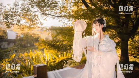 你的负卿备齐了阿福女仆的美图，下载也要带点仪式感吧！