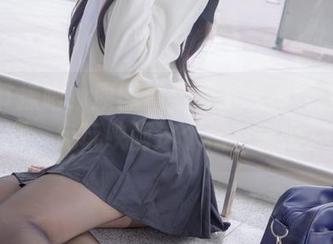 忘掉节操吧！原图看学姐毛衣衬托的间桐樱，兔玩映画这个福利值得。
