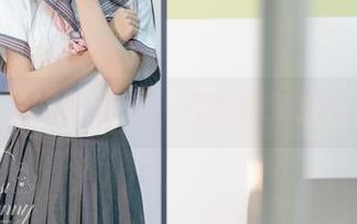 咬一口兔娘的美图，吉他妹妹的一手好牌