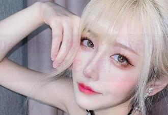 啾小妍Deer的全套体操服：看这动作，我可是蓄谋已久呢！