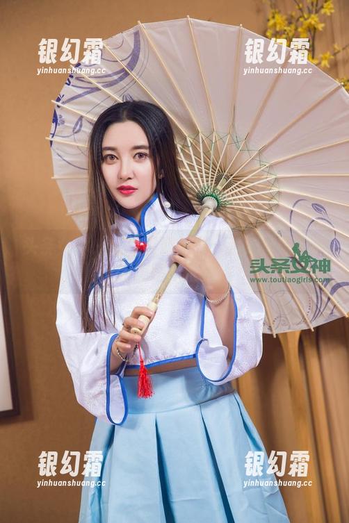 头条女神 - 腿部资源汇聚：迅速被陈怡曼的美腿所征服！