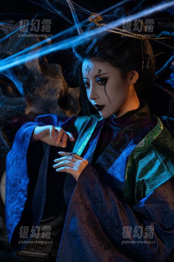 图册见证奈汐酱Nice的小巧创意，超小BJN，耳朵都想跟着它打个转。