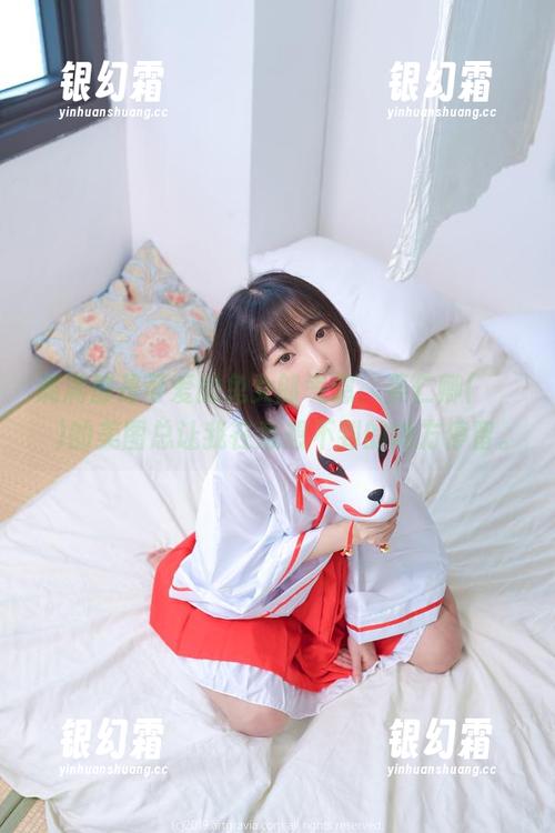 满满都是可爱的兔女郎气息，姜仁卿(강인경)的美图总让我在意想不到的地方停留。