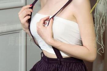 尤果网 – 被王尔琳的女仆写真圈住了，图库暗藏着多少风趣才行呢？