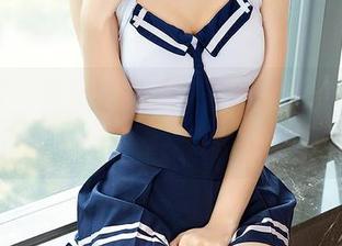 尤蜜荟 – 短裙，合法萝莉，最新美图，这一组合就像鸡尾酒，哇，不会酒驾吧！