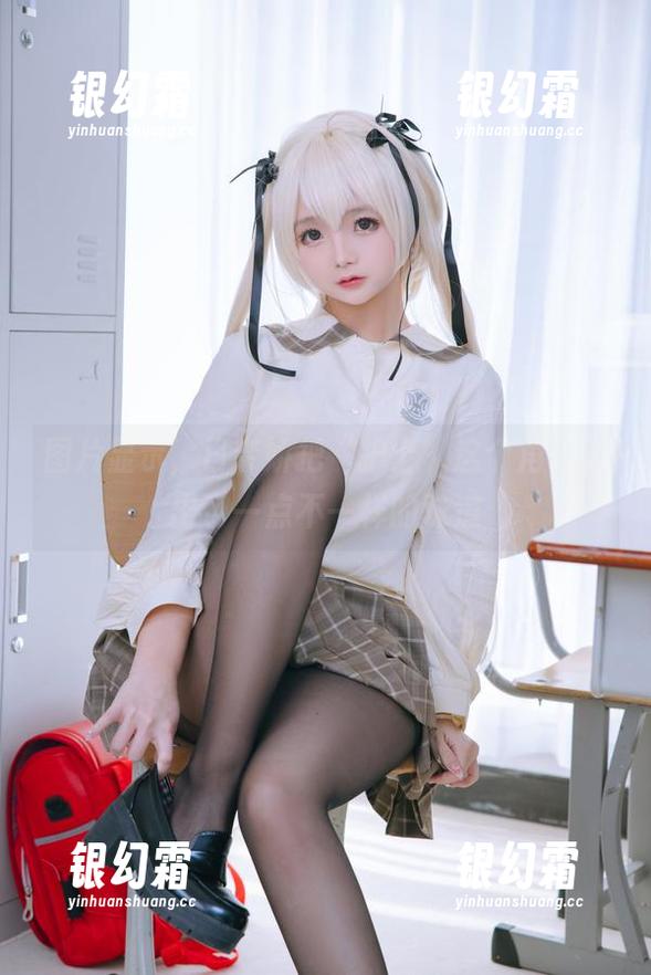 日奈娇 图片显示,日奈娇把“护士”这个角色拗出了一点不一样的味道
