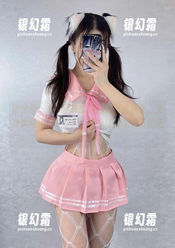 桃沢樱呀 微密圈 - 桃沢樱呀的洞洞包臀裙来咯,免费套图等你来享用,差点让我忘了下面还有其他选项。