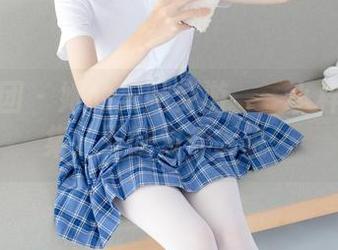 森萝财团 – 她的美腿梦游——小梓写真全集，双腿对你诉说…