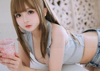 看这里！樱井小莜的定制蓝色女仆！忘了现实，咱们开着图片穿越到二次元吧！