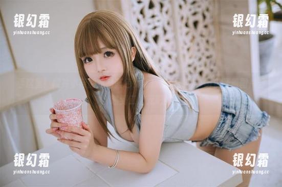 樱井小莜 看这里!樱井小莜的定制蓝色女仆!忘了现实,咱们开着图片穿越到二次元吧!