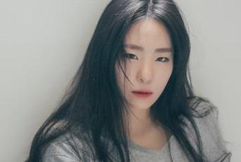 波萝社 – 又是一波美图，王语纯的校园体操服让我思绪万千！