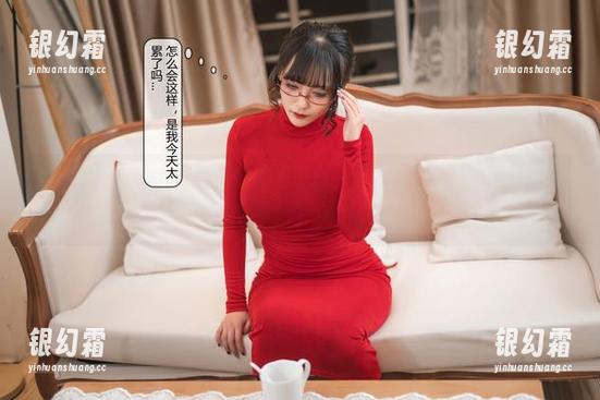 如果下载洛璃LoLiSAMA的“机械纪元2B竞泳”写真集，会不会让你考虑学习游泳呢？