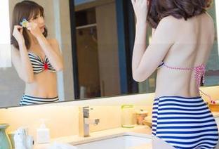 爱蜜社 – 李李七七喜喜的礼服套图：未必是所有人都能驾驭的高端，但一看就是眼福。