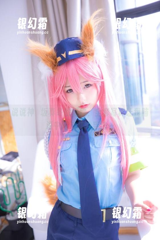 说说神楽坂真冬的婚纱，全套写真让我脑海中闪过几种穿法…