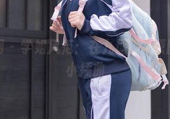 秀人网 – 学姐风范：在九尾Ivy原图下的小插曲
