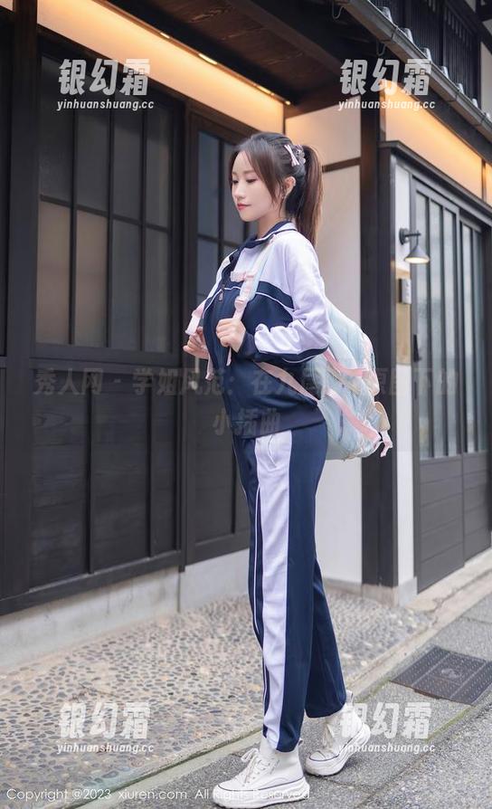 秀人网 - 学姐风范：在九尾Ivy原图下的小插曲