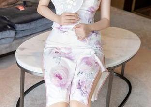 秀人网 – 柚柚小奶瓶的油亮传说：原图当然是资源满满的