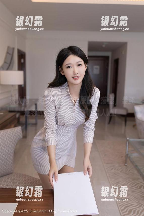 秀人网 - 短裙的波浪在原图中荡漾，姜还是老的辣，美桃酱真懂男人心！
