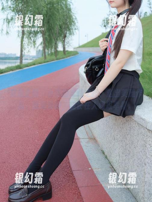 紧急企划-小恩 紧急企划 - 小恩的定制之路,走出美腿作品,渐渐觉得,腿长在人间很幸福。