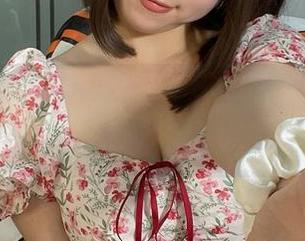 微密圈 – 穿上灰色连帽衫，葱油饼er的分享有了不一样的味道