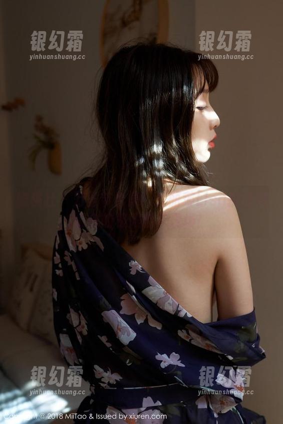 蜜桃社 - 万圣节合集：爱丽莎Lisa挑战捣蛋鬼的极限翻车现场！