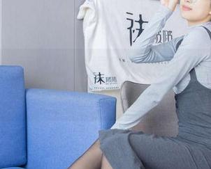 袜啵啵 – 雪糕的体操服：原图里的一抹朝气，资源就藏在这每一个动作里