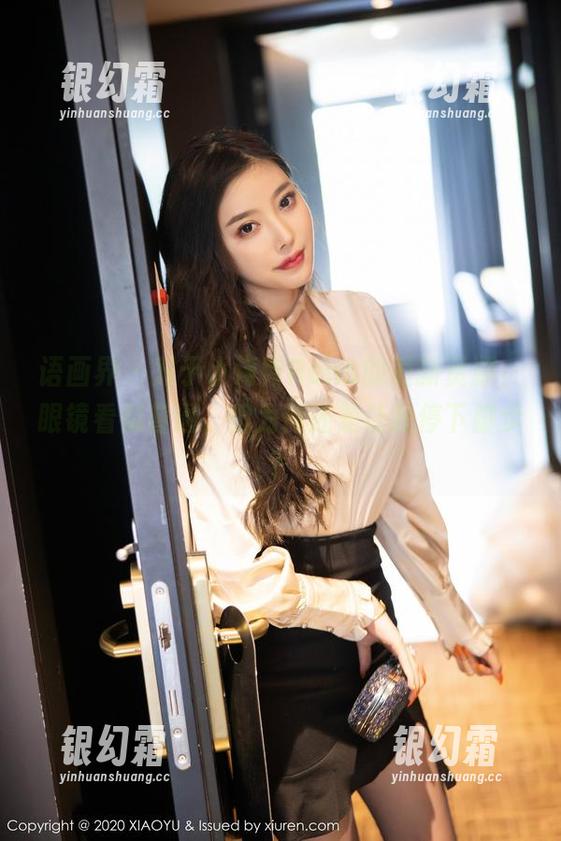 语画界-小海臀Rena 语画界 - 对于小海臀Rena的最新资源,眼镜看似普通,但为何还是让我停下脚步?