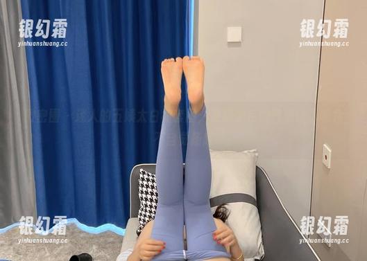 微密圈 - 迷人的五姨太白裙套图，更新之后的气质让人嘴角不自觉扬起