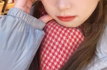 当闪月半遇上柏崎星奈，写真图集就是我的治愈良药！