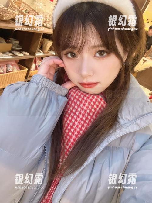 当闪月半遇上柏崎星奈，写真图集就是我的治愈良药！