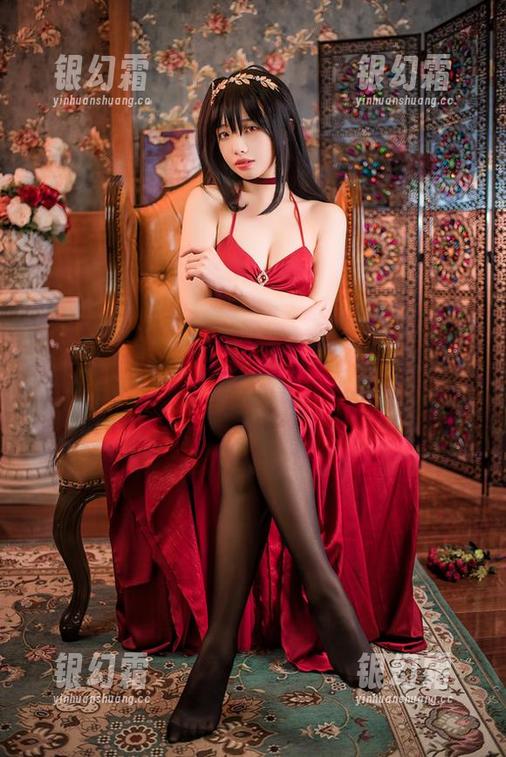牛仔裤更新！雯妹不讲道理这身材，原图也太会勾，占线都能感觉到她的存在！