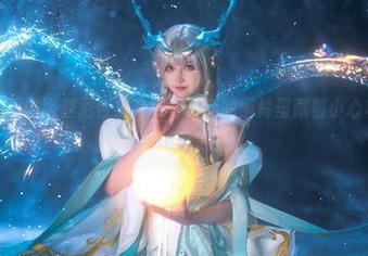 露儿大魔王的比基尼合集升级，更新的图片里藏着小心机，有点冲动。